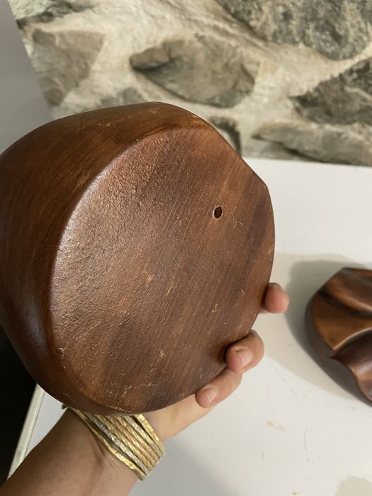 2 бр.стари вази за стена