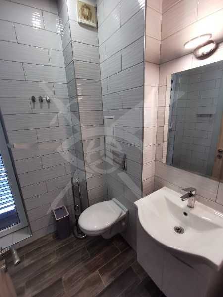 Дава се под наем Двустаен апартамент в Пловдив, Център - 70 кв.м за 598.23 € - Снимка #3