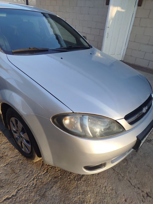 Шевролет лакести