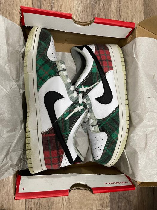 Nike dunk low tartain plaid