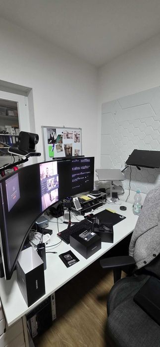 360° конферентна камера PANOCORE + подарък докинг станция за Surface Pro