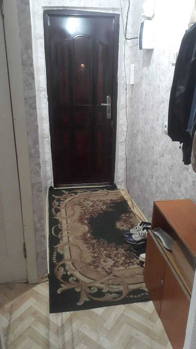 Продам 2х комн кв Абая 35