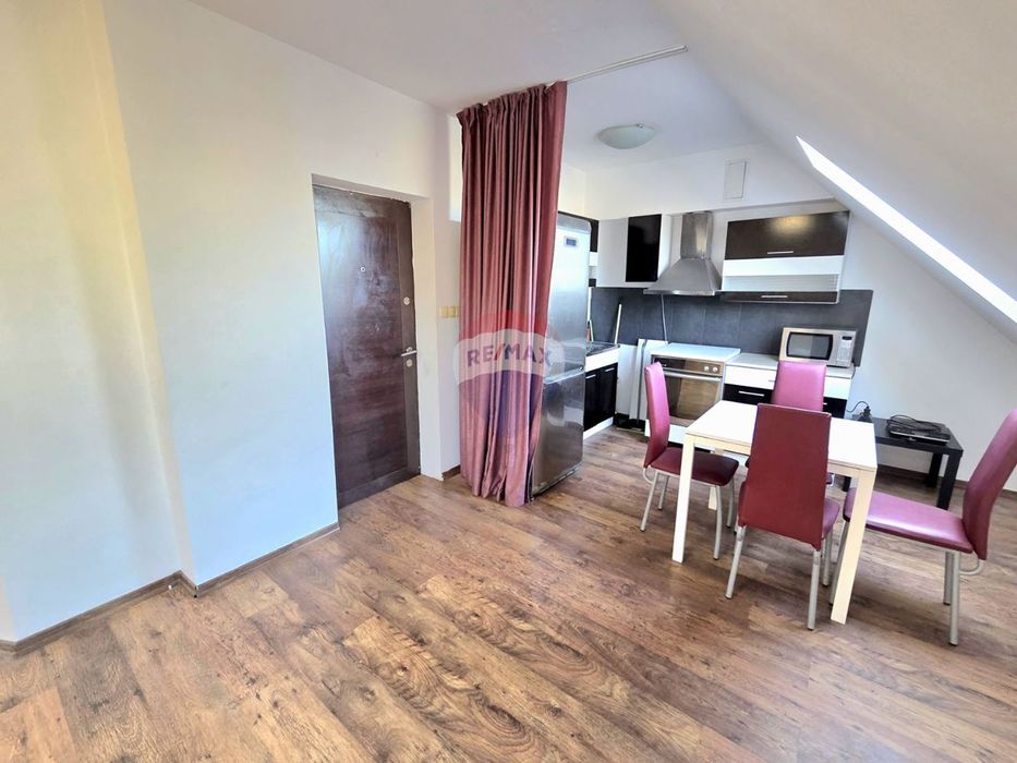 Дава се под наем Двустаен апартамент в Варна, Лятно кино Тракия - 65 кв.м за 398.82 € - Снимка #2