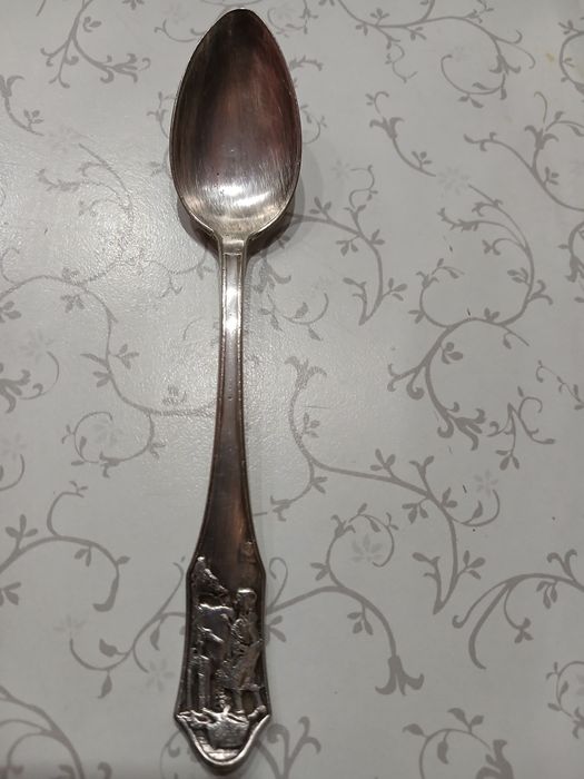 Серебряная ложка