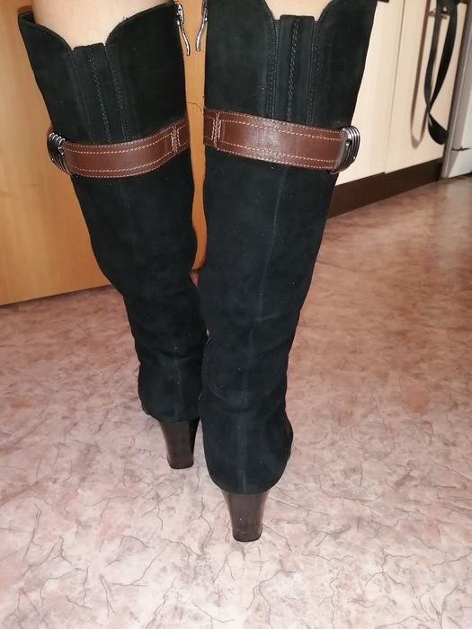 Продам зимние сапоги