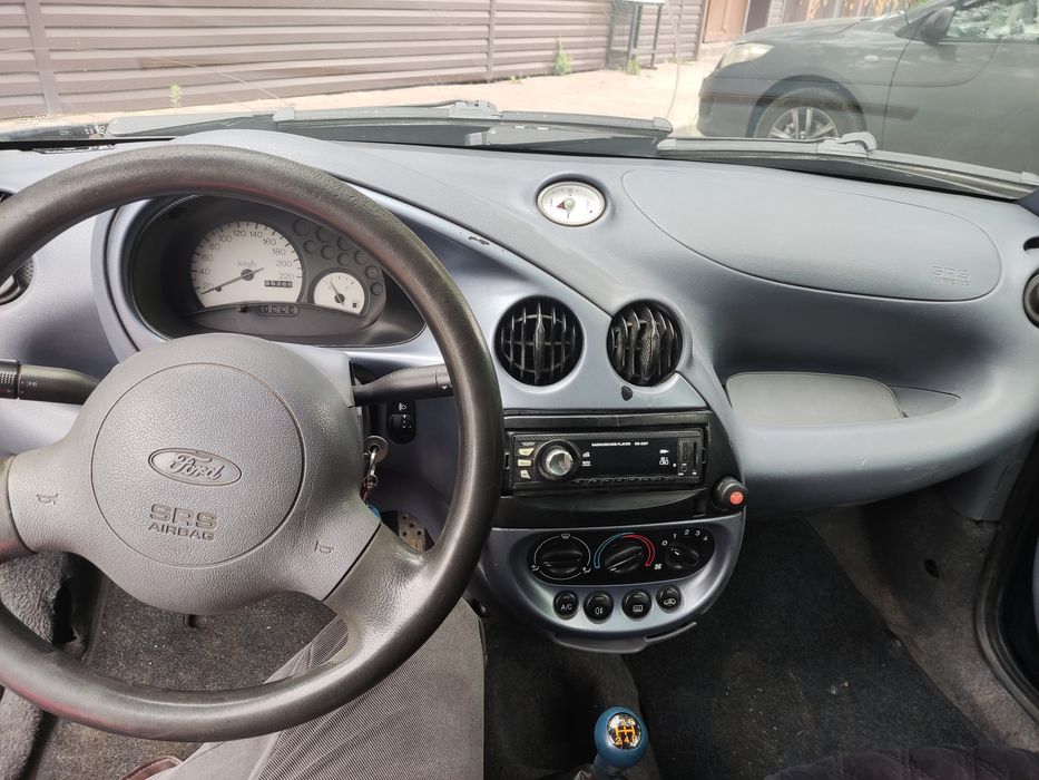 Продам Ford Ka . .