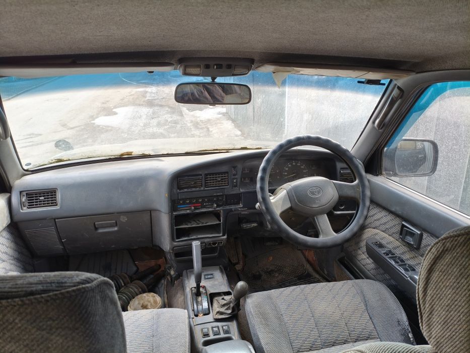 Toyota hilux surf 130 тойота