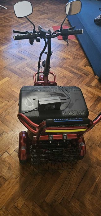 Trotty Scuter electric, model it-e3, motor 350w, baterie 12ah - rosu