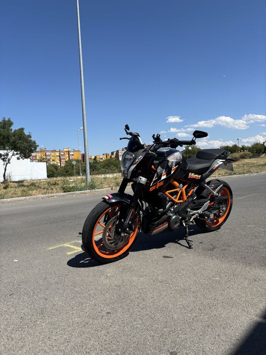 KTM DUKE 390