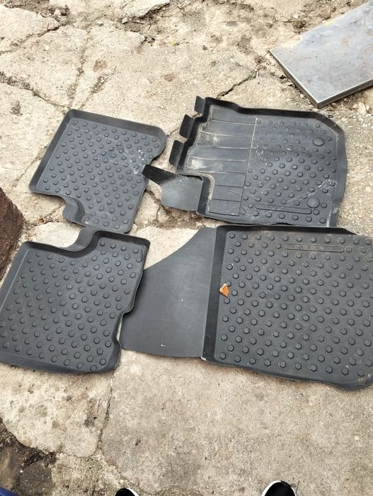 Covorașe Logan second-hand