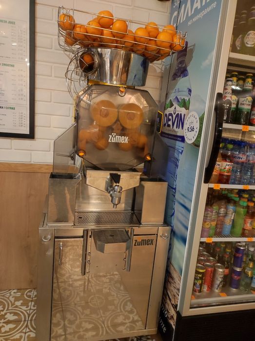 Фреш Машина Zumex SPEED PRO SELF-SERVICE POD Професионална