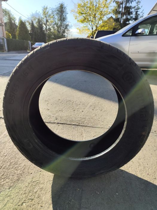 Anvelope Continental 195|55/R16 noi de vara