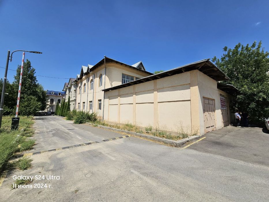 10-соток ровны углавое фасад бомба локация элитне место Чайхана Салом