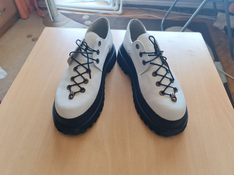 Pantofi de piele Benvenuti