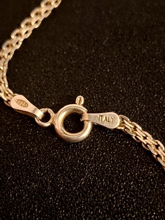 Vand doua brățări din argint 925