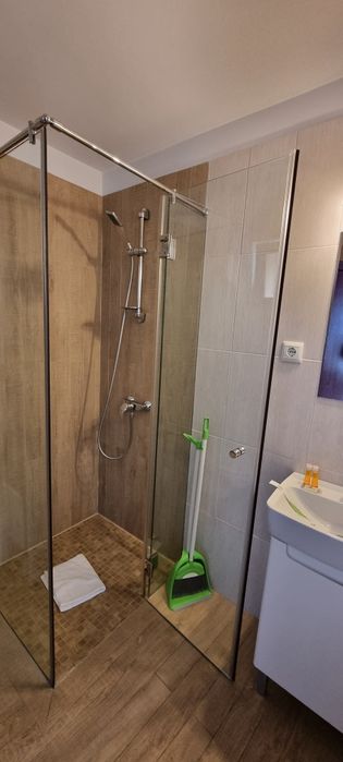 Închiriez garsonieră pe termen lung Călimănești