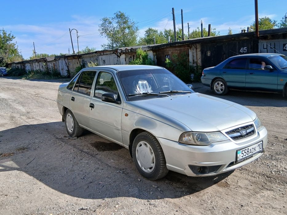 .Daewoo _ Nexia.