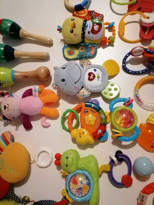 Jucării diverse modele pentru bebelusi