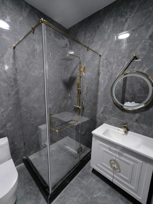 Душевые кабины .