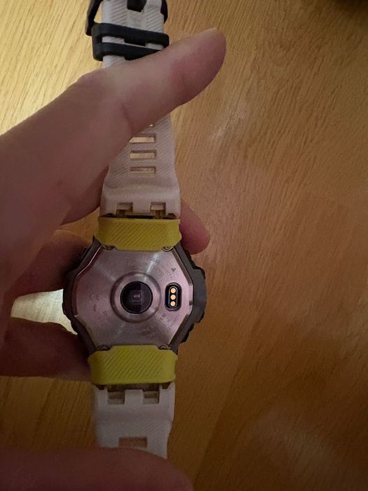 Casio GBD-H1000 white