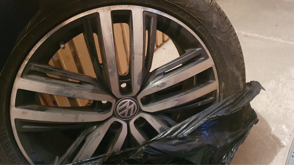 Roți cu anvelope de vara R19