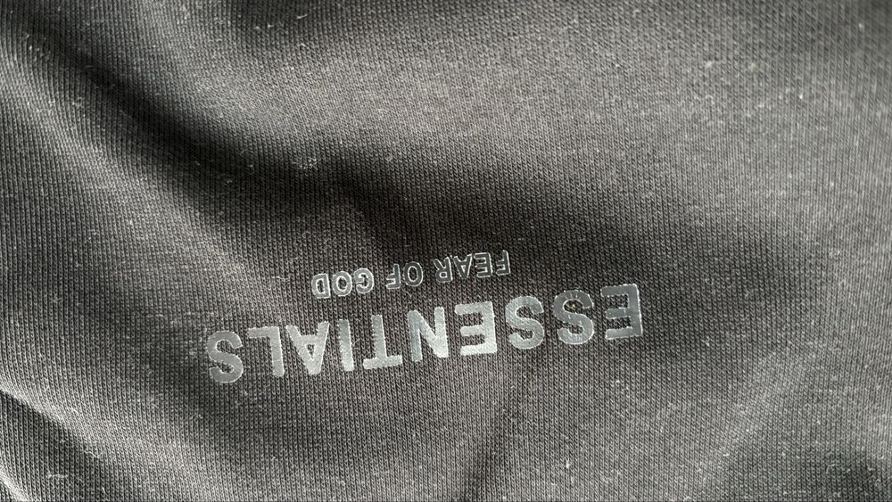 Essentials къси панталони