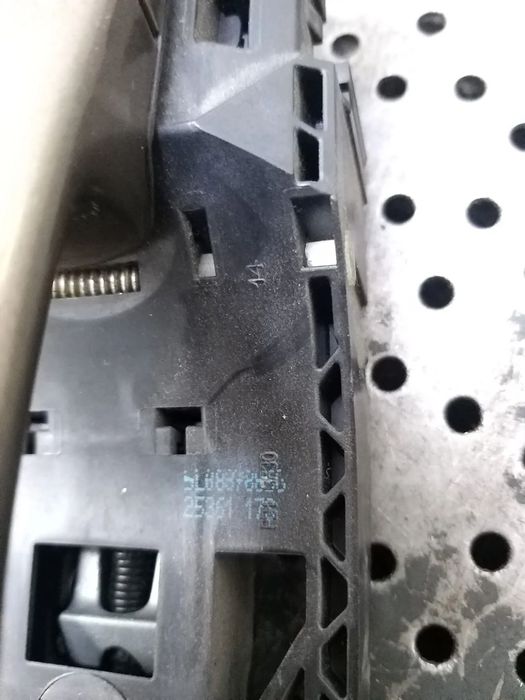 Maner usa dreapta fata skoda yeti 5l 5l08398856 5n0837017c