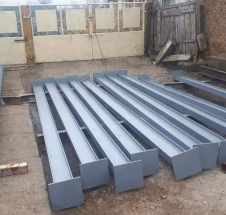 4ferme metalice la 6m și 8stalpi la 4m