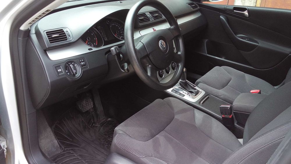 Продавам VW PASSAT