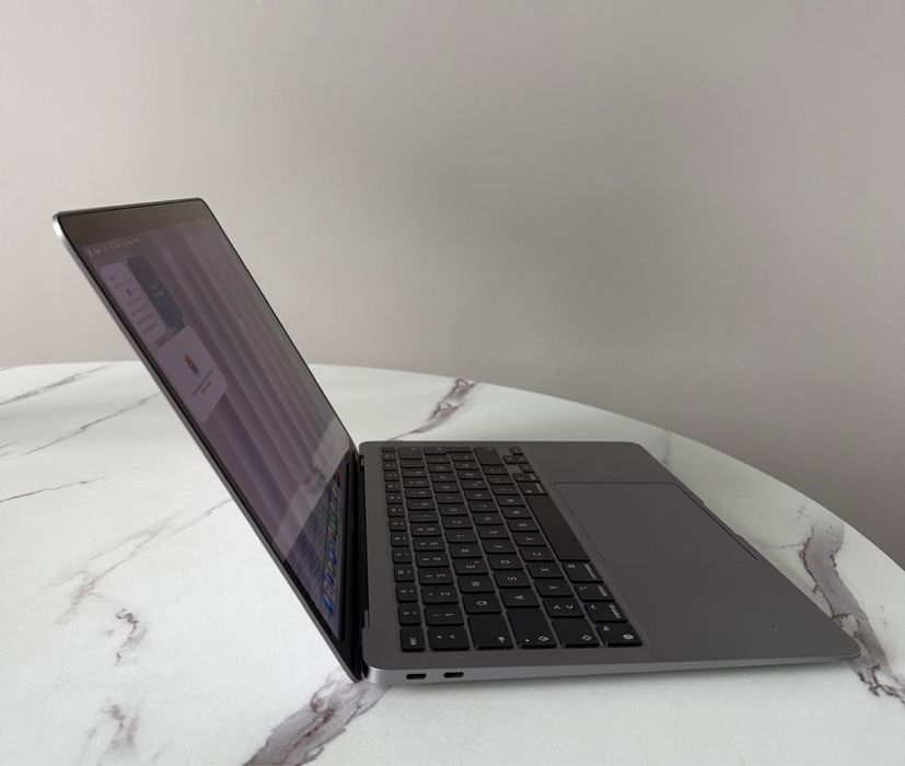 macbook air m1 16 gb - Laptopuri oferte online | OLX.ro