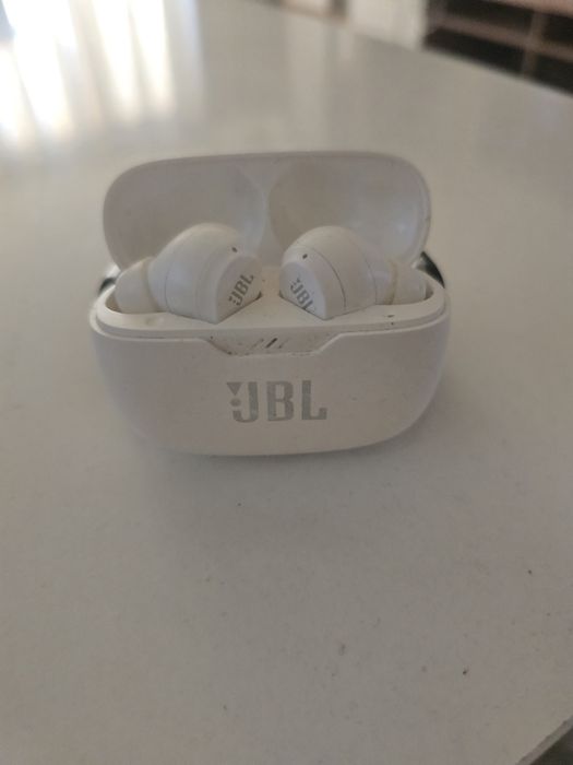 Безжични слушалки JBL