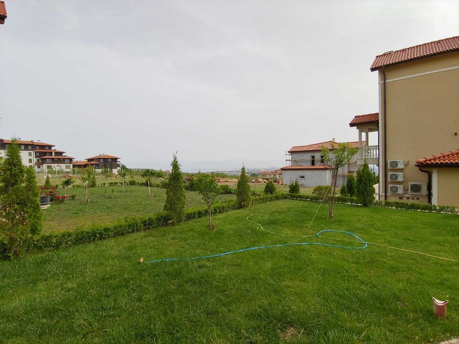 Продава се Къща в с. Кошарица, Област Бургас - 208 кв.м за 1419 €/кв.м - Снимка #13