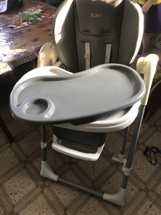 Стул -детский для кормления