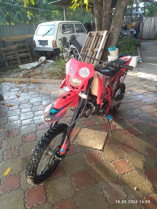 Питбайк 125 кубов