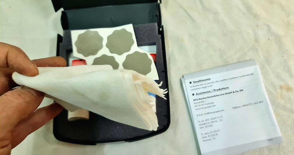 Комплект за отстраняване на авто драскотини по боята