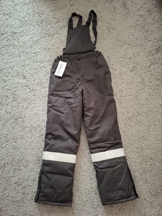 Продам новую зимнию спец одежду