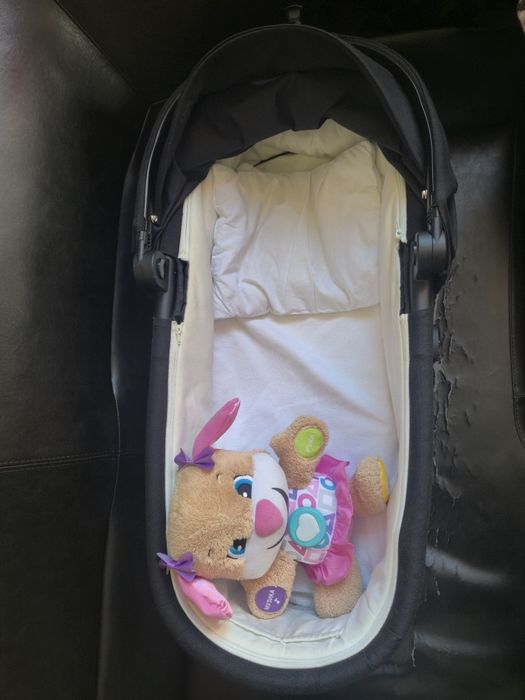 Cybex кош за новородено черен цвят