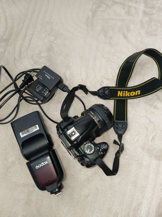 Продам фотоаппарат никон