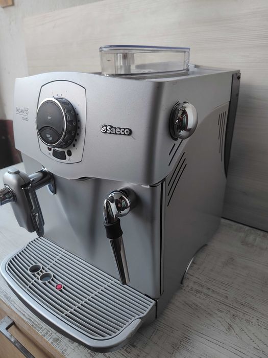 Кафеавтомат - робот Saeco Incanto Rondo