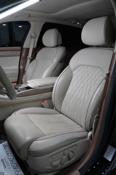 Genesis G90 2020