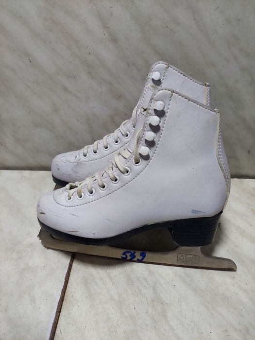 Patine gheata 549 patinaj artistic  American marime 33  ( 20,5 cm)