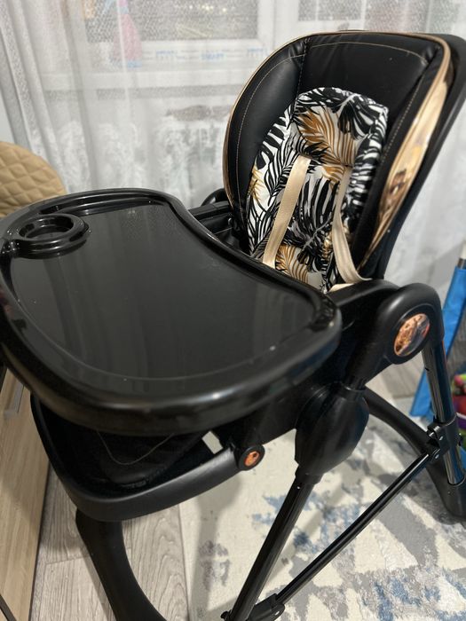 Детский стульчик трансформер для кормления