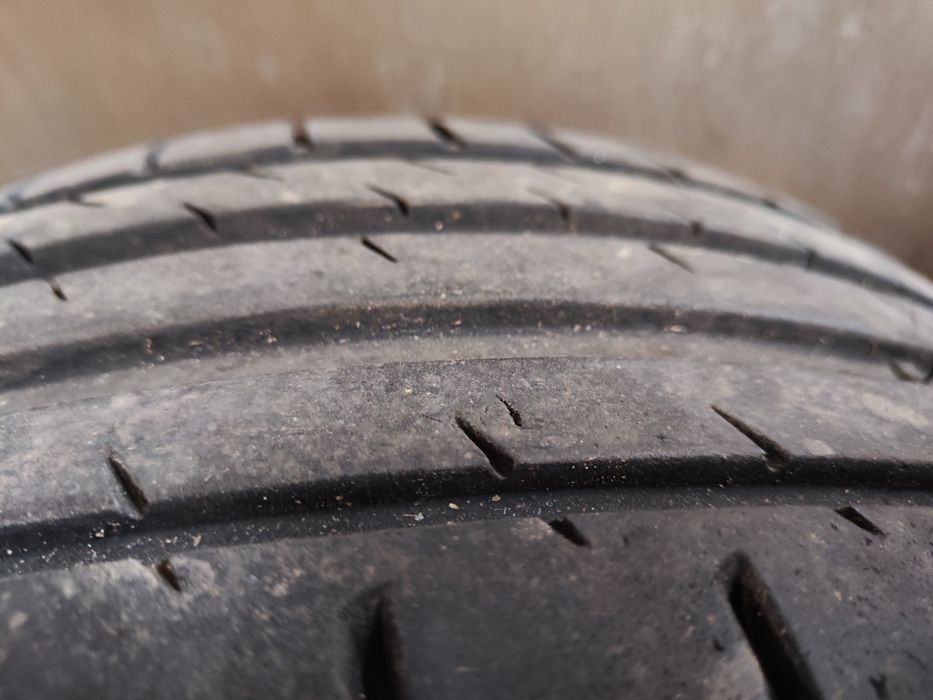 Grip Max ,Super Grip Pro 245/40/18