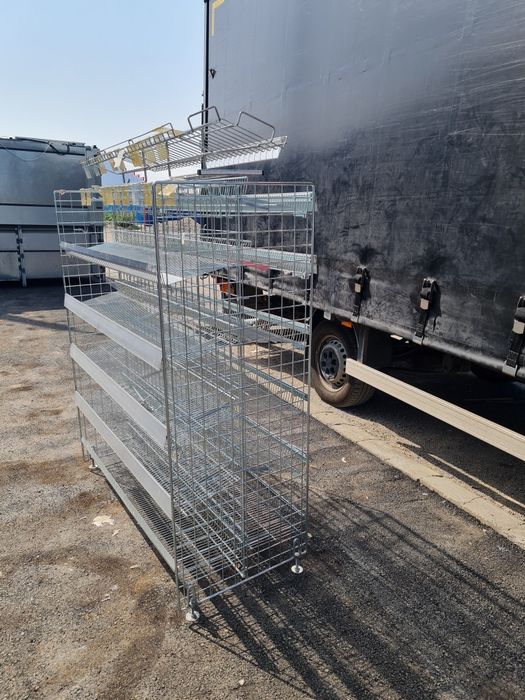 Промо стелаж за пред касова зона