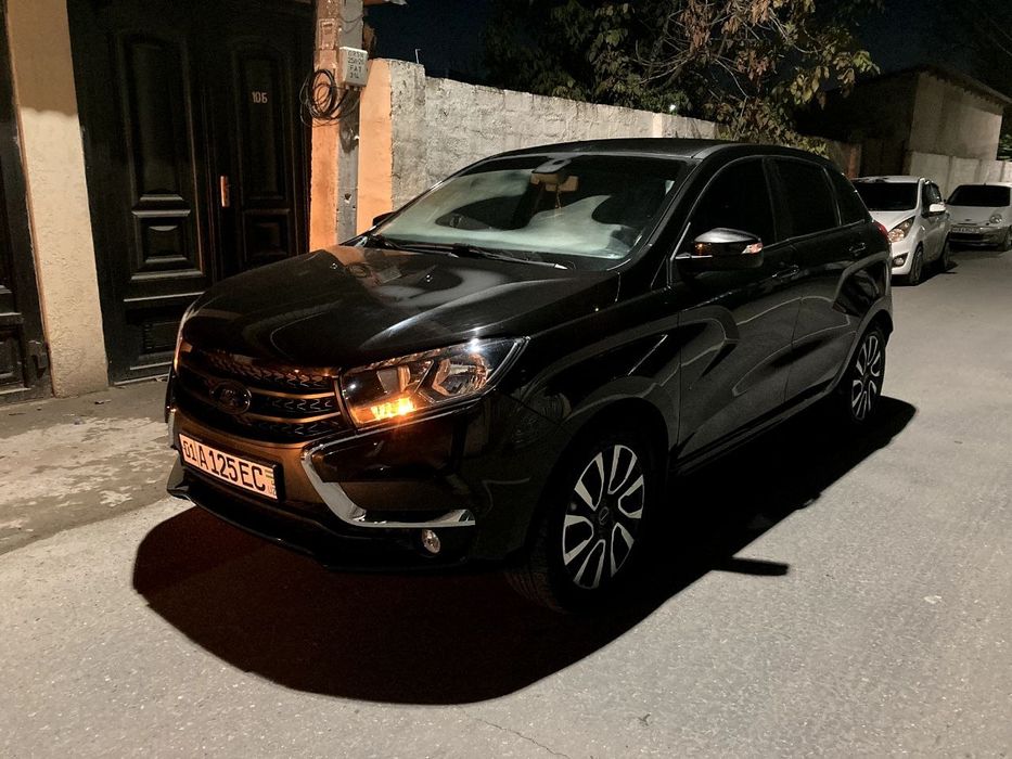 Продам Lada X-RAY