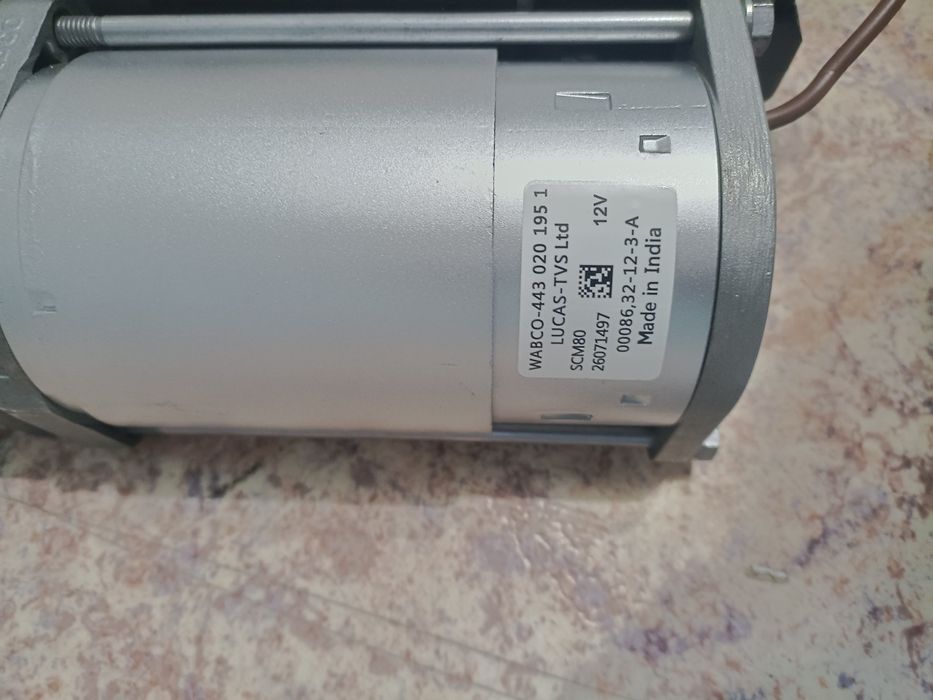 Компрессор пневмы Мерседес W212 W218 CLS