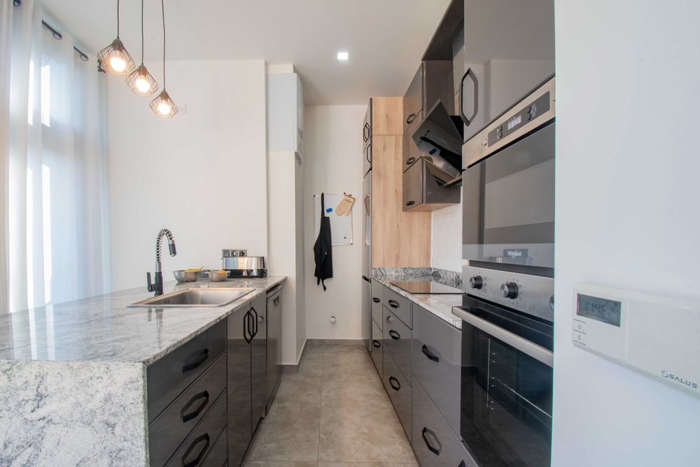 Продава се Къща в София, Витоша - 208 кв.м за 2741 €/кв.м - Снимка #8