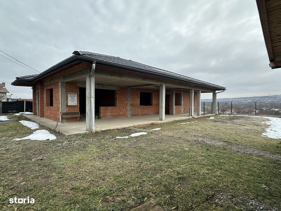 Casa la rosu+teren ST:1800 mp*Pestisu Mare-Deva-Hunedoara+casa veche !