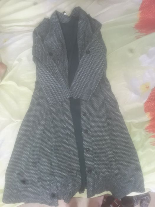 продам женские вещи ,