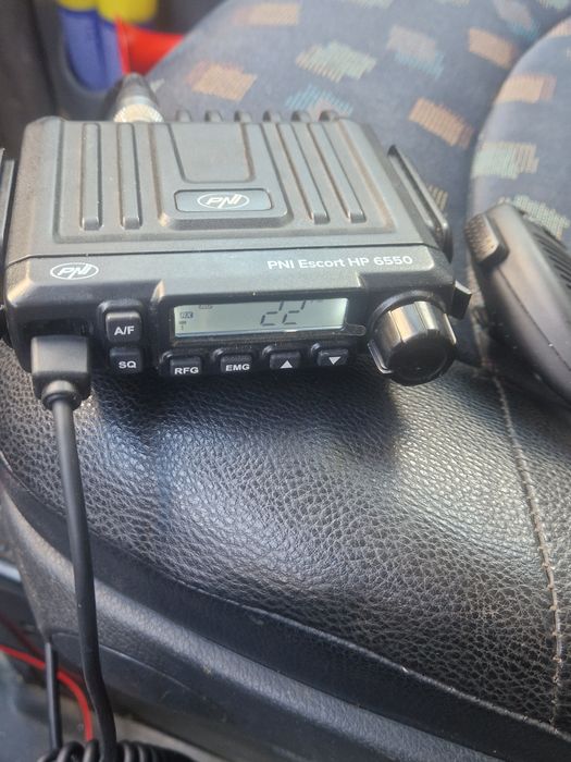 Statie radio pni escort hp 6550 cu antena